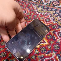 آیفون اس ای ۲۰۲۰ درحدآکبند