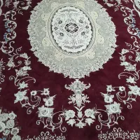 فرش زرشکی ۳در۴