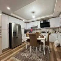 واحد-145-متری-3-خواب-4-سال-ساخت-برخیابان-بسیج