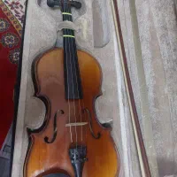 ویولن مدل ۳۰۰ سایز ۴ در ۴