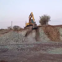 اجاره دهنده بیل و مینی بیل مکانیکی با پیکور