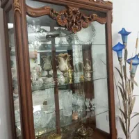 بوفه چوبی کنده کاری