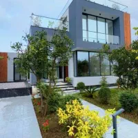 ویلا دوبلکس فوق لاکچری .سند تک برگ.استخر