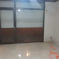 مغازه 20 متری جنب خیابان