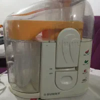 آبمیوه گیری سانی