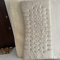 تخت دو نفره با تاج بلند|تخت و سرویس خواب|اصفهان, ارغوانیه|دیوار