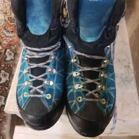 کفش کوهنوردی شماره۴۱