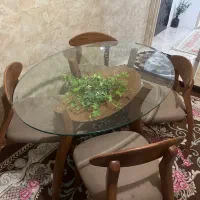 میز شیک چوب گردو با دو صندلی مدل جدید