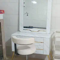 ایینه و کنسول