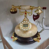 تلفن رو میزی