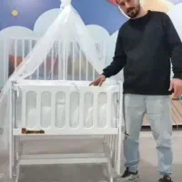گهواره و تخت کنار مادر سفیدهمراه تمامی لوازم