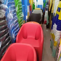 میز و صندلی پلاستیکی