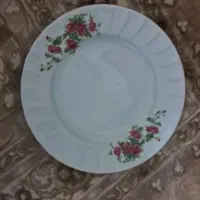 چینی گلسرخ زرین