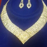 گردنبندسنگ|بدلیجات|بروجرد, |دیوار