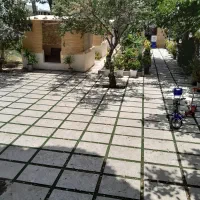 به یک خانم سالندار و صندوقدار رستوران نیازمندم|استخدام خدمات فروشگاه و رستوران|کرج, گلدشت|دیوار