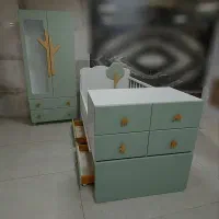 تخت و کمد کودک/طراحی جذاب برای کوچولوهای شما