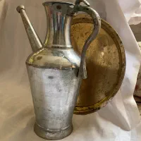 سینی ورشو قدیمی ۱۰۰ساله وآفتابه مسی قدیمی|کلکسیون اشیاء عتیقه|هشتگرد, هیو|دیوار