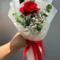 دسته گل و باکس روبانی