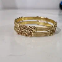 یک جفت النگو سایز ۲