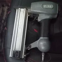 منگنه کوب ، میخ کوب