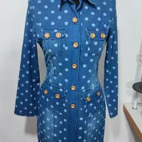 تعدادی مانتو زنانه