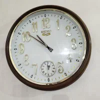 ساعت دیواری