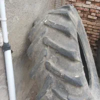 لاستیک عقب فرگوسن ۲۸۵ یه دانه