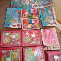 تعدادی اسباب بازی