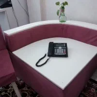 میز وصندلی تلفن