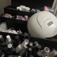فروش کلیه وسایل ناخنکاری دست دوم همراه با کیفش
