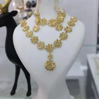 سرویس حصیری طرح گل آویز با آبکاری طلای 24عیار|بدلیجات|مشهد, احمدآباد|دیوار