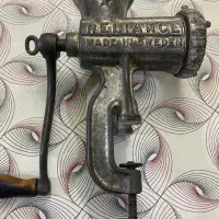 چرخ گوشت دستی|کلکسیون اشیاء عتیقه|تهران, دروس|دیوار