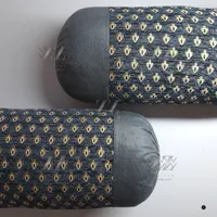 روبالشی لوله ای طرح پنجه موشی / تک و عمده|رختخواب، بالش، پتو|اهواز, خیابان ۳۰ متری|دیوار