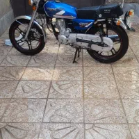 موتورسیکلت همتاز۲۰۰