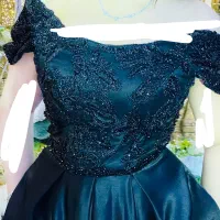 لباسی کلاسیک و مجلل