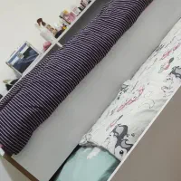 تخت مهمان میزبان