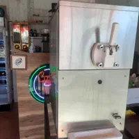 دستگاه بستنی ساز