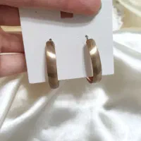 گوشواره برند|بدلیجات|رشت, ساغری سازان|دیوار