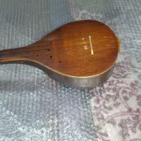 سه تار بابک