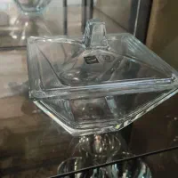 تعدادی ظروف اشپزخانه