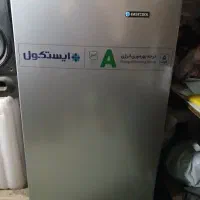 یجچال ۵فوت ایستکول
