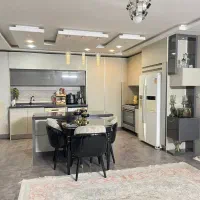 آپارتمان-تک-واحدی-جنوبی-خیابان-پنج-آذر