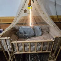 تخت کنارمادر چوبی سایز بزرگ مدل چراغ دار|تخت و صندلی بچه|تهران, عبدل‌آباد|دیوار
