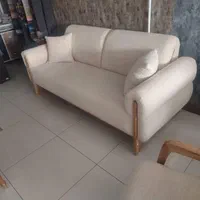 مبل مینیمال مدل مانلی و مینی مال پایه خراطی|مبلمان خانگی و میز عسلی|ملایر, |دیوار