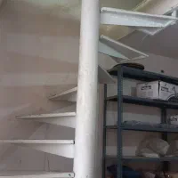 پله پیچ محکم آهنی