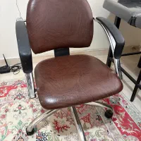 صندلی چرخدار اداری