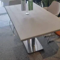 میز و صندلی مناسب آشپزخانه