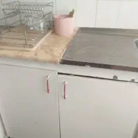 کابینت دست دوم به همراه سینک و هود کارکرده و سالم