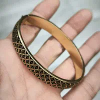 فروش دستبند ترک قلم سیاه کم کار مشابه نو|جواهرات|آستانه اشرفیه, |دیوار