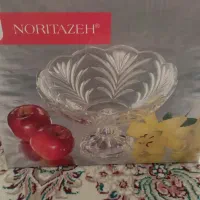 ظرف پذیرایی پایه دار